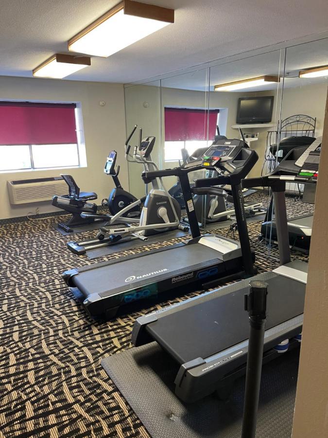 Ramada By Wyndham Oklahoma City Airport North Экстерьер фото